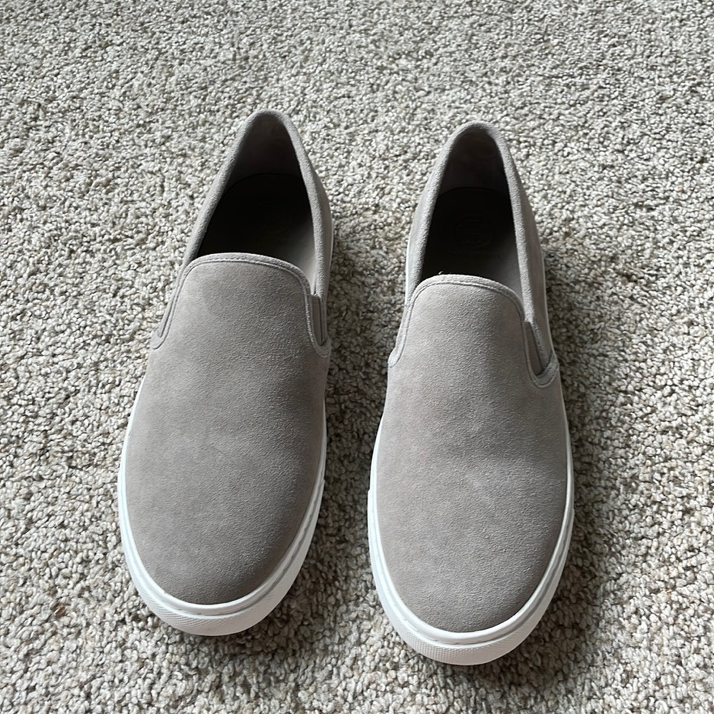Tory Burch slip on W9